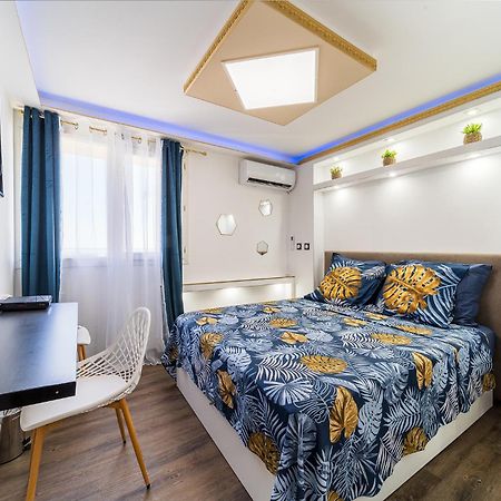 Le Studio Du Voyageur Сен-Дені Екстер'єр фото